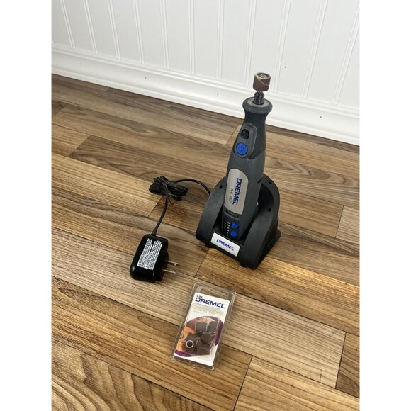 Dremel Micro 8050 Rotary Tool  - With Charger, Accessories (TESTED WORKS) - Picture 2 of 14